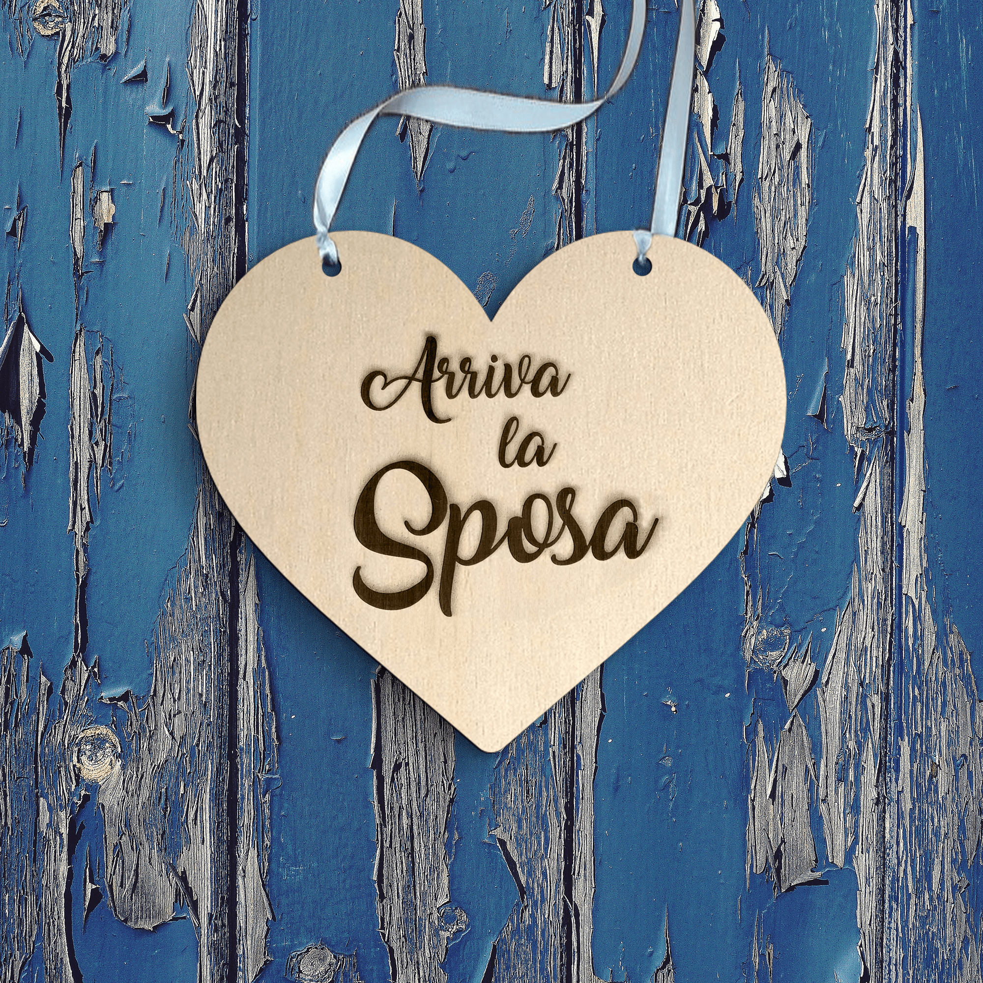 Targa cuore in legno Arriva la Sposa Idea's Cottage