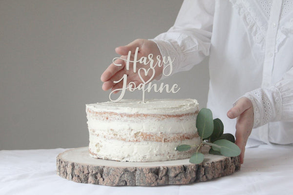 Wedding Cake Topper Personalizzato in legno con cuore Idea's Cottage