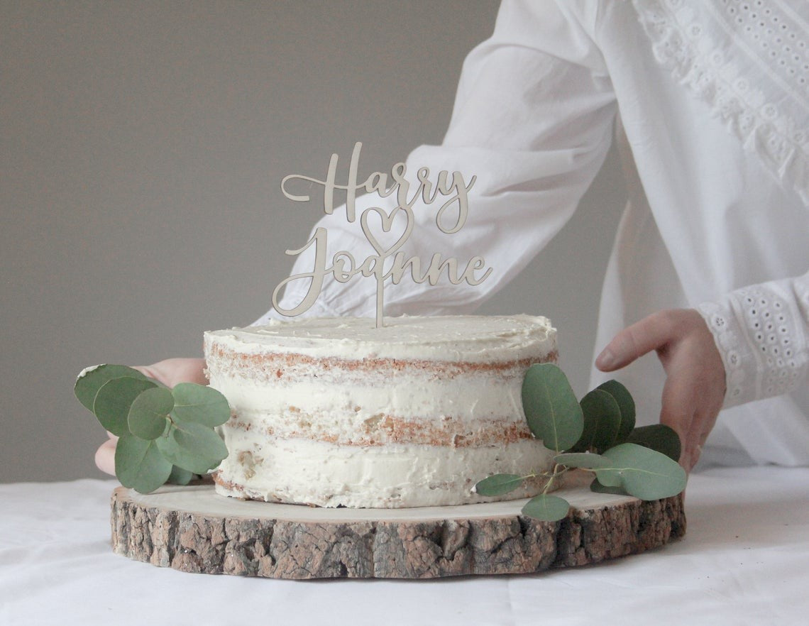 Wedding Cake Topper Personalizzato in legno con cuore Idea's Cottage