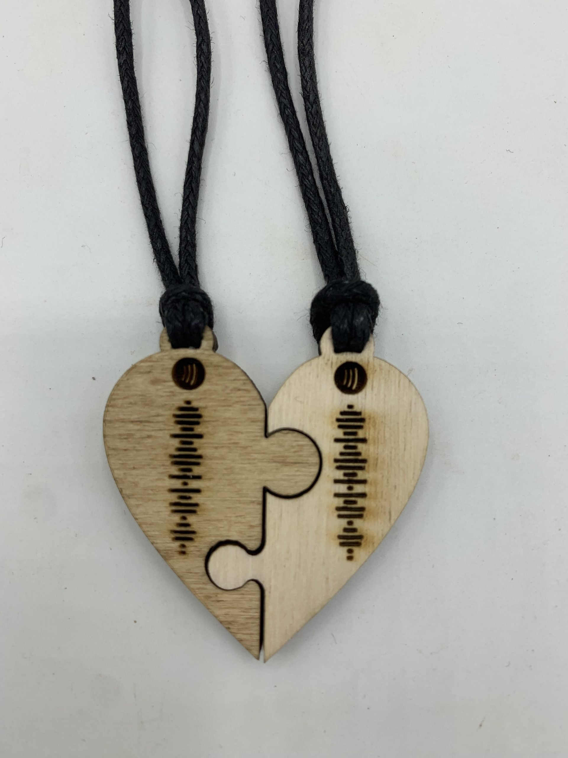 Collana in legno con codice spotify coppia di ciondoli cuore puzzle Idea's Cottage