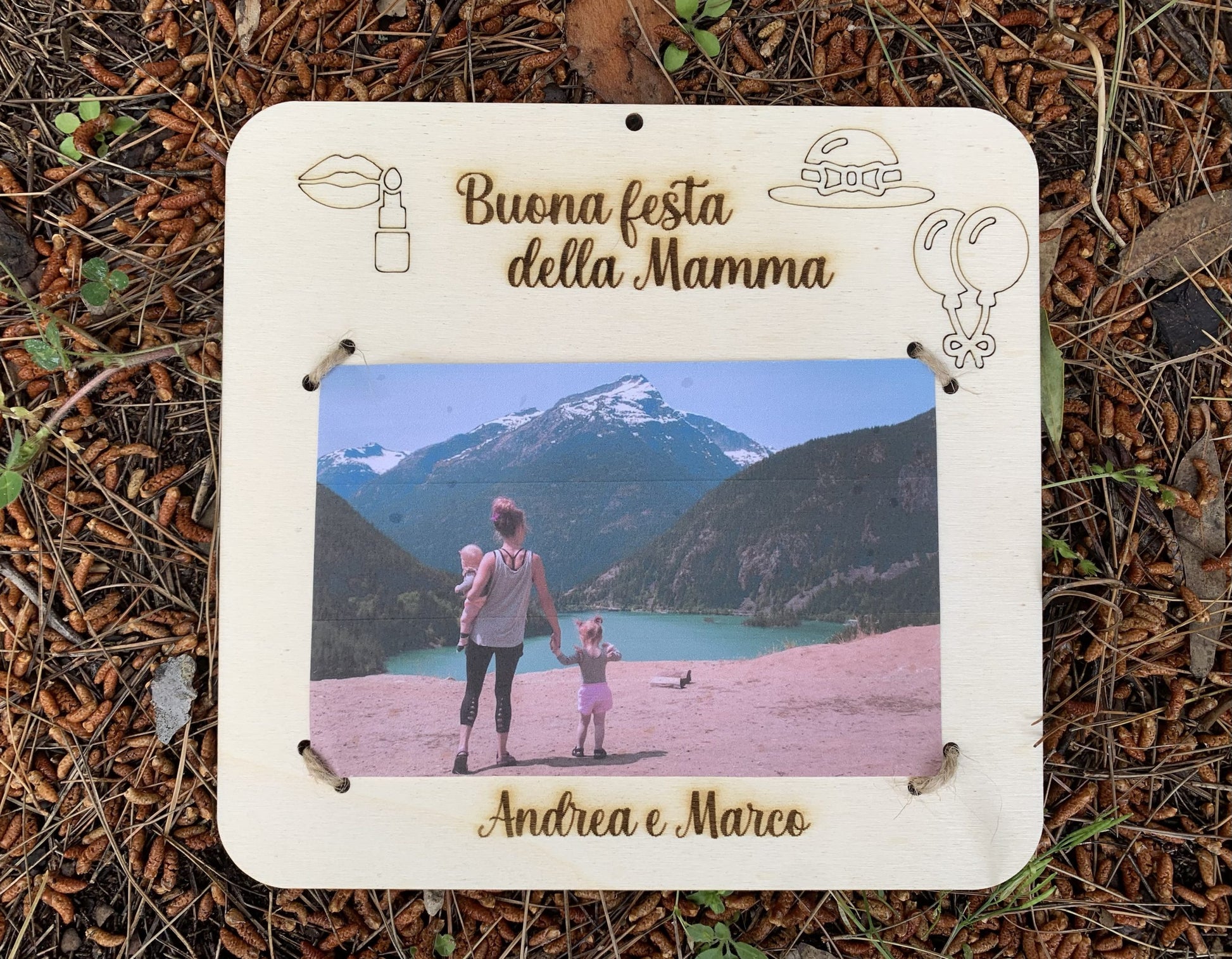 Quadretto portafoto personalizzato con nomi regalo per la festa della Mamma Idea's Cottage